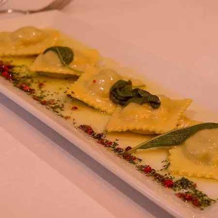 Sassolini Country Boutique Hotel 4*