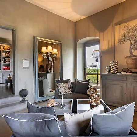 Sassolini Country Boutique Hotel 4*
